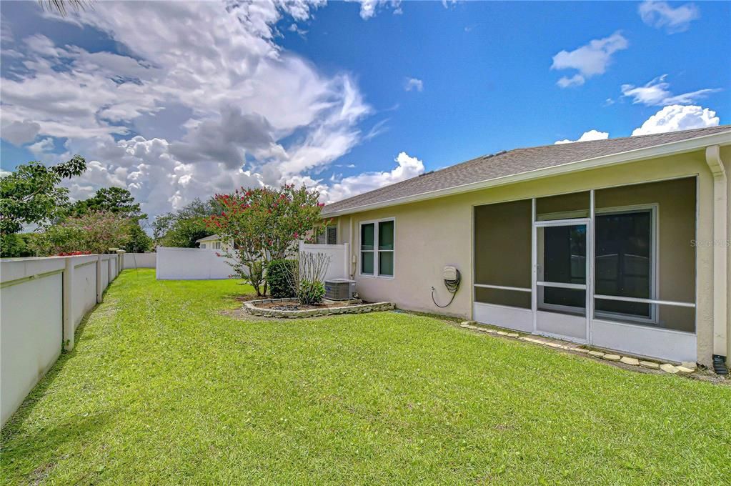 For Sale: $279,000 (3 beds, 2 baths, 1551 Square Feet)