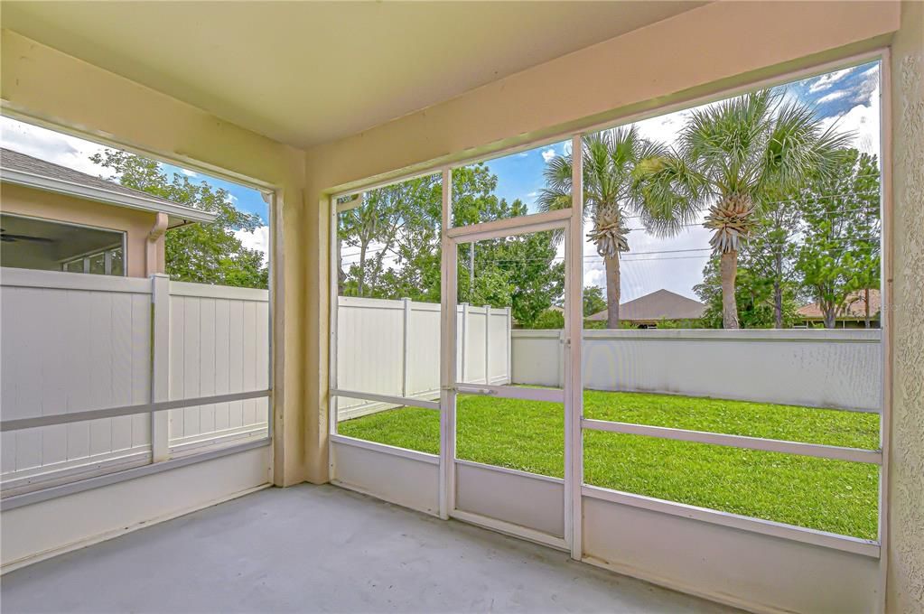 For Sale: $279,000 (3 beds, 2 baths, 1551 Square Feet)