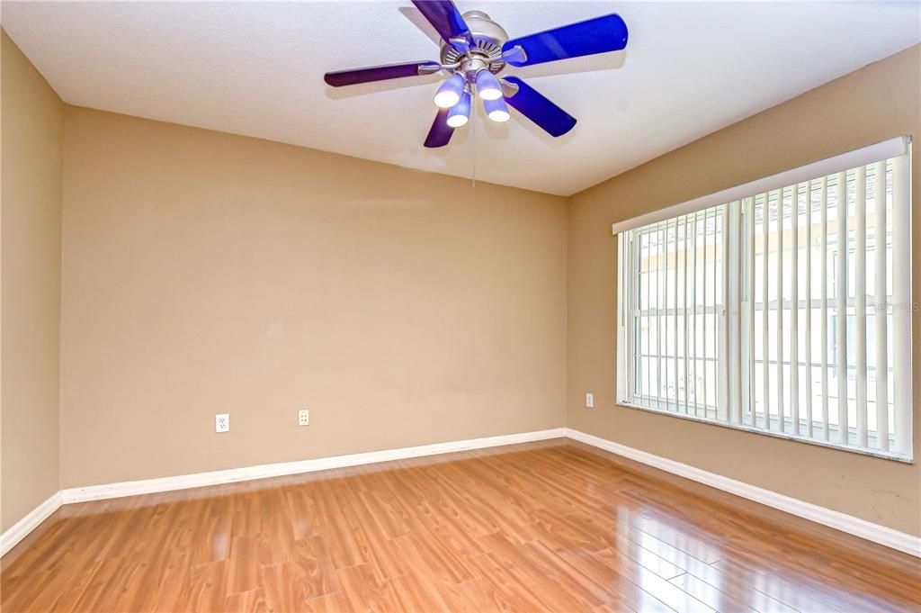 For Sale: $279,000 (3 beds, 2 baths, 1551 Square Feet)