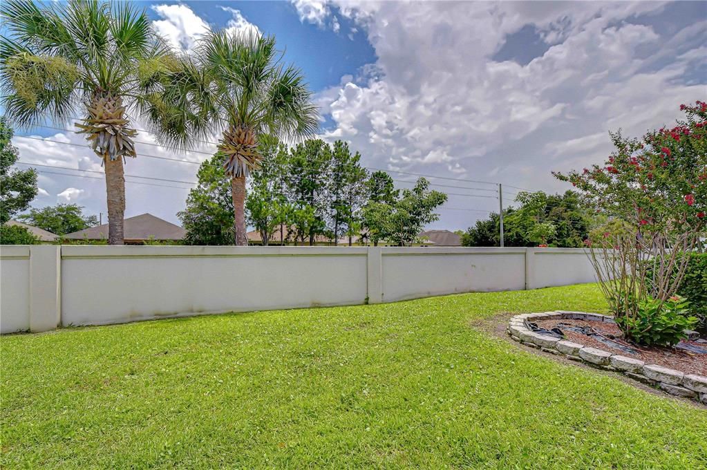 For Sale: $279,000 (3 beds, 2 baths, 1551 Square Feet)