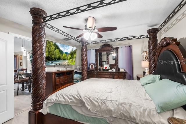 For Sale: $315,000 (4 beds, 2 baths, 1809 Square Feet)