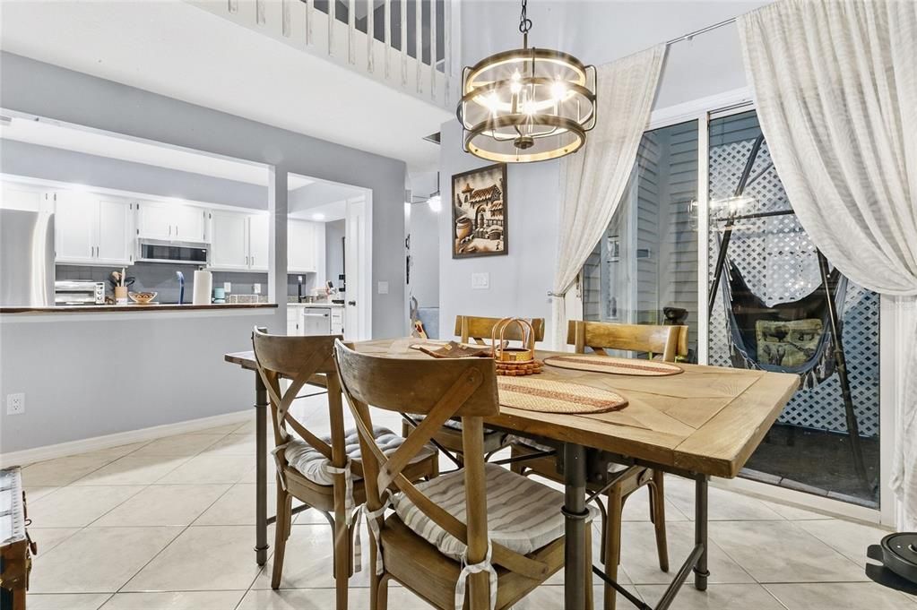 For Sale: $286,500 (2 beds, 2 baths, 1406 Square Feet)