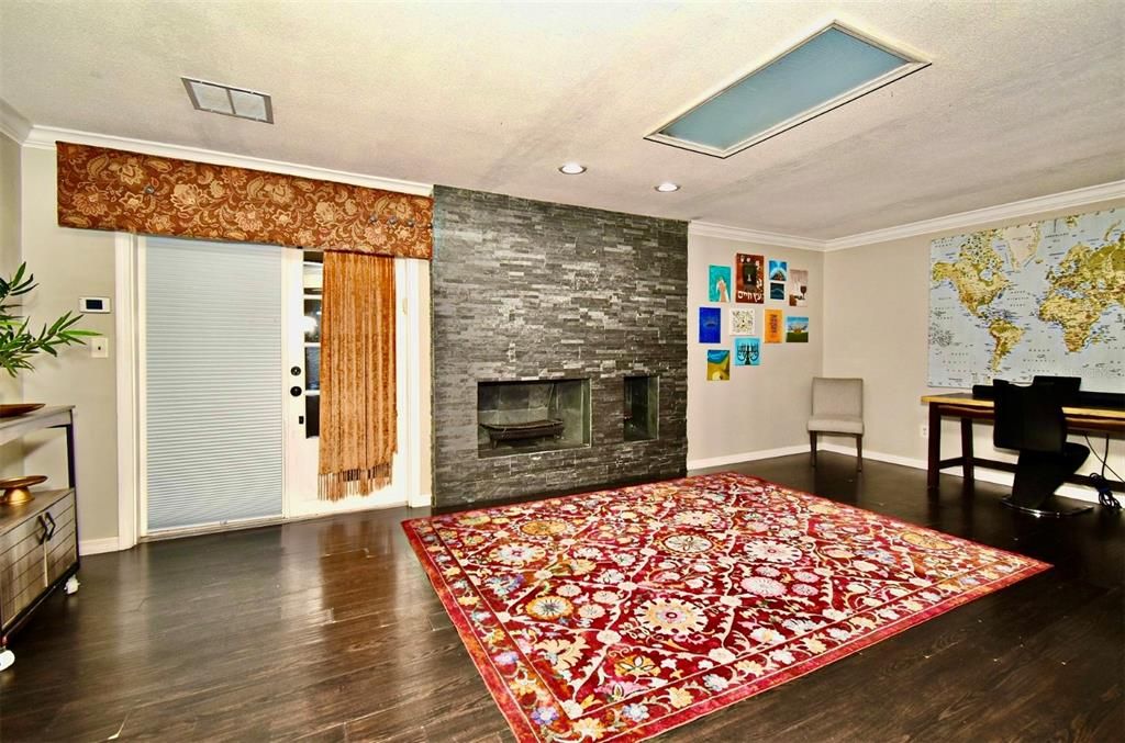 На продажу: $587,000 (4 спален, 2 ванн, 2416 Квадратных фут)