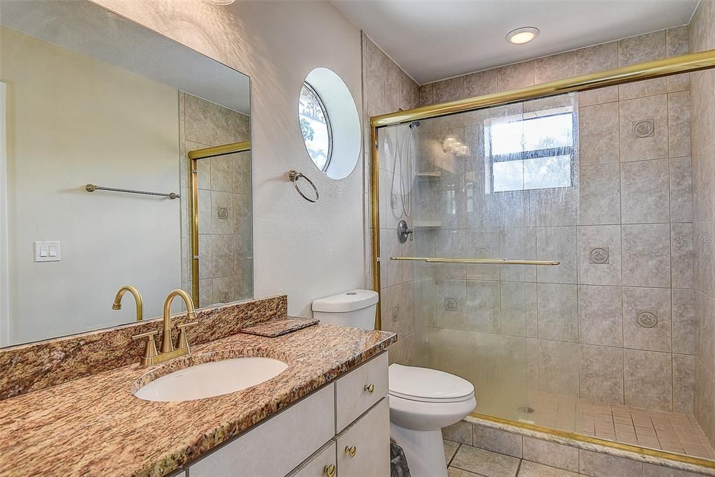 На продажу: $669,999 (4 спален, 3 ванн, 2412 Квадратных фут)