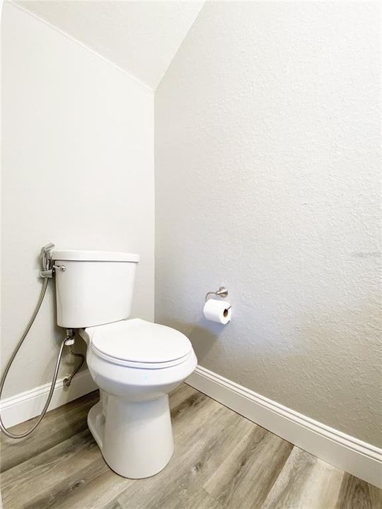 For Rent: $2,050 (3 beds, 2 baths, 1455 Square Feet)