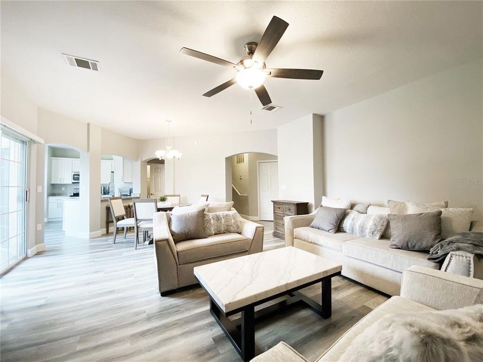 For Rent: $2,050 (3 beds, 2 baths, 1455 Square Feet)