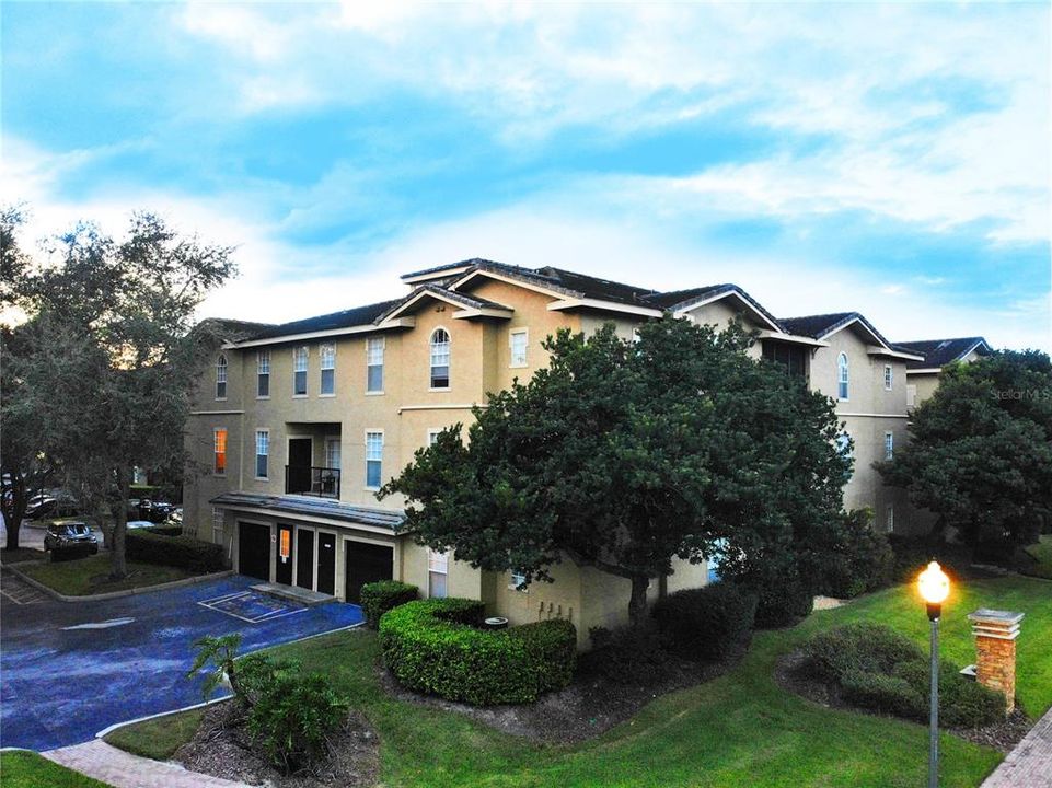 For Rent: $2,050 (3 beds, 2 baths, 1455 Square Feet)