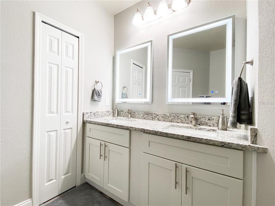 For Rent: $2,050 (3 beds, 2 baths, 1455 Square Feet)
