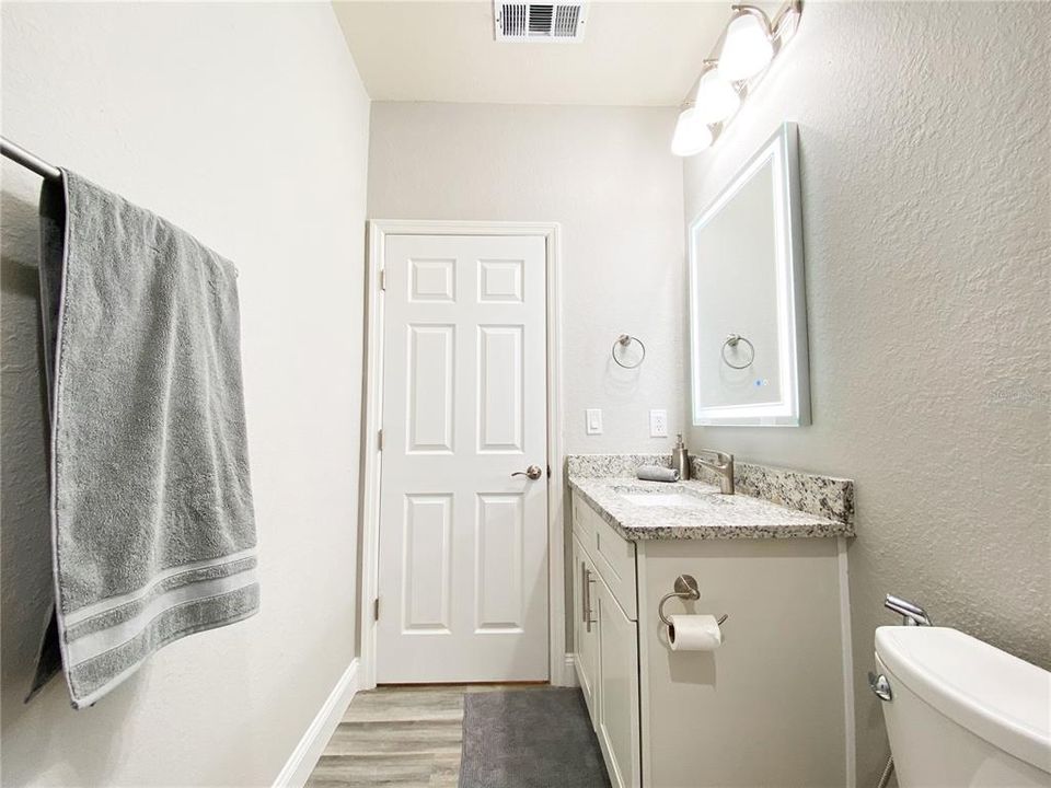 For Rent: $2,050 (3 beds, 2 baths, 1455 Square Feet)