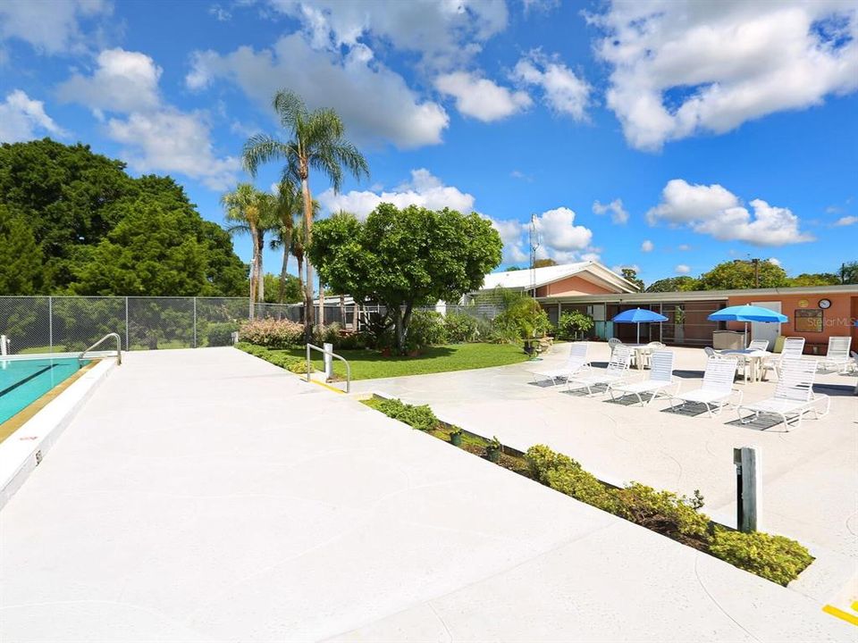 For Rent: $3,700 (3 beds, 2 baths, 1830 Square Feet)