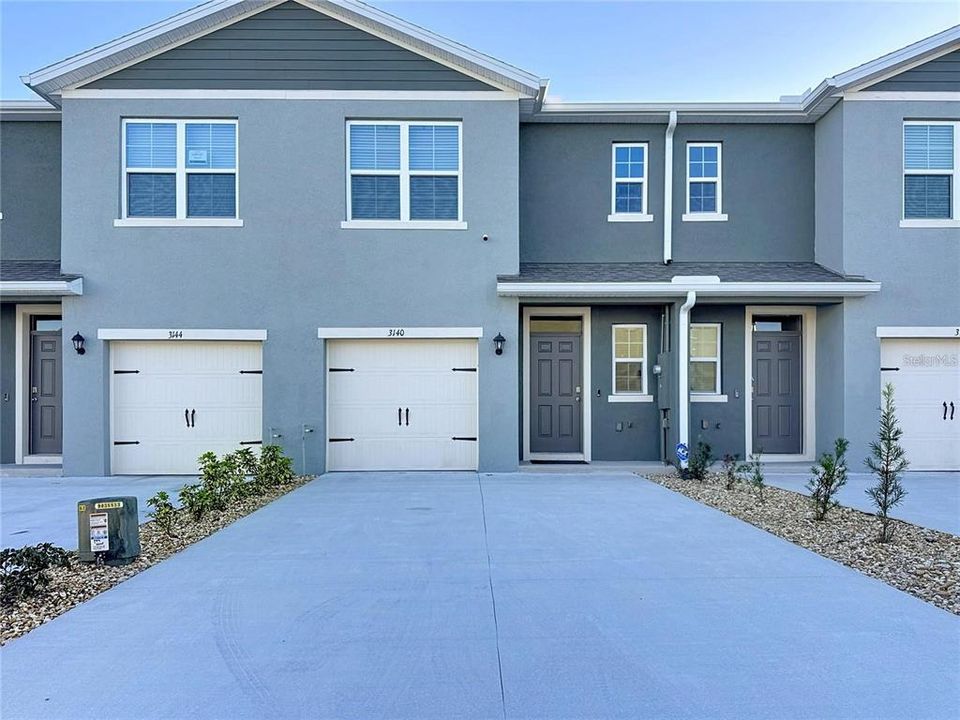 For Rent: $2,200 (3 beds, 2 baths, 2613 Square Feet)
