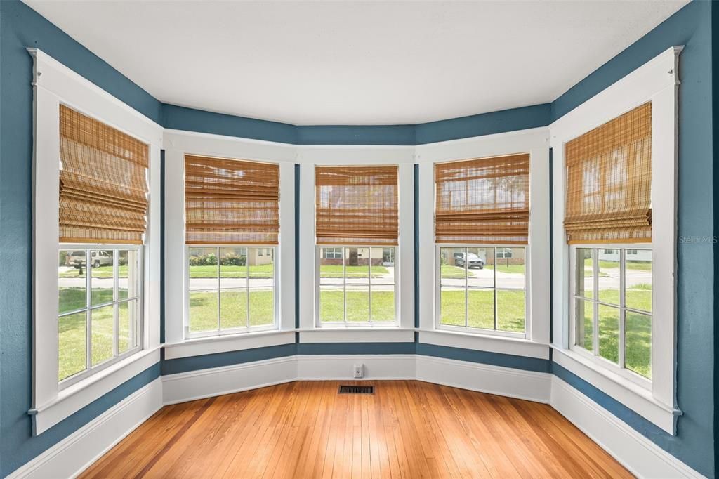 For Sale: $620,000 (4 beds, 3 baths, 2513 Square Feet)