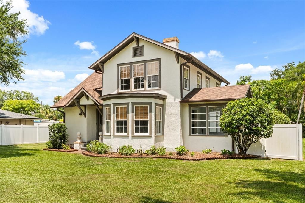 For Sale: $620,000 (4 beds, 3 baths, 2513 Square Feet)