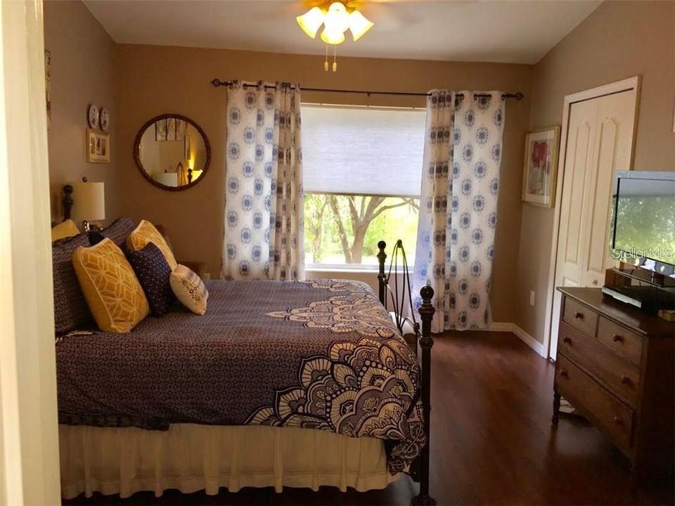 В аренду: $1,900 (2 спален, 2 ванн, 1110 Квадратных фут)