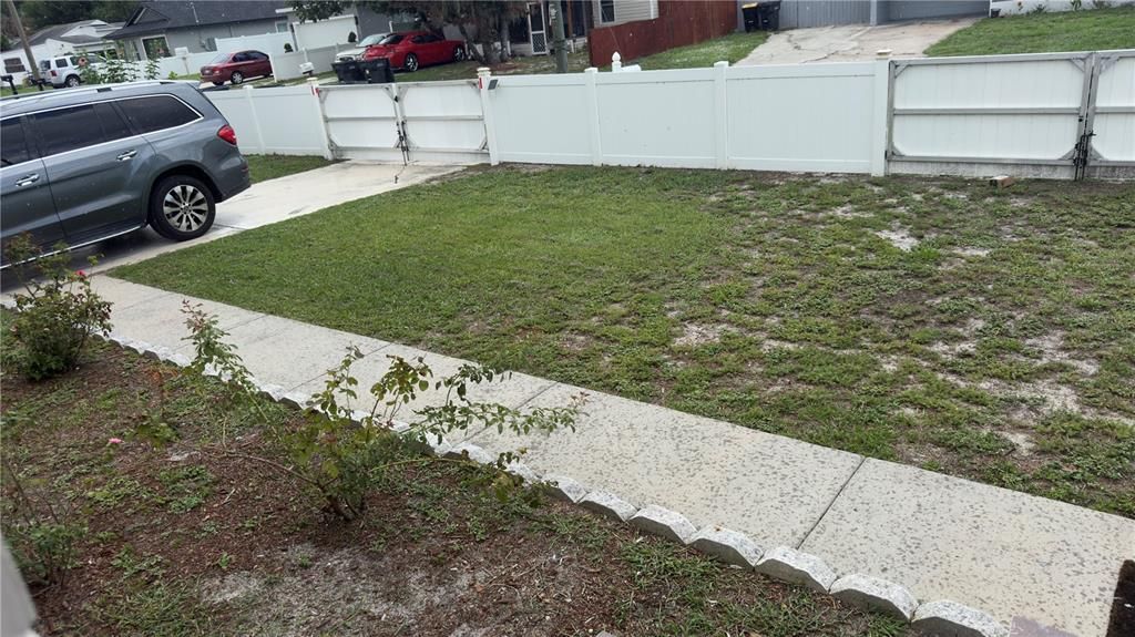 En Venta: $299,900 (4 camas, 2 baños, 1502 Pies cuadrados)
