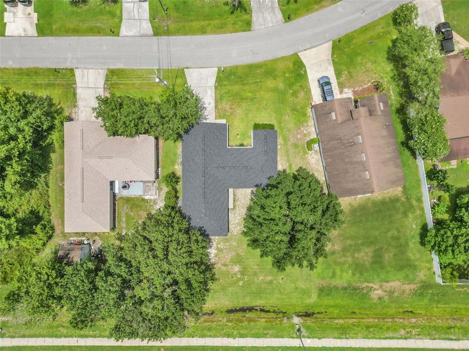 На продажу: $299,000 (4 спален, 2 ванн, 1818 Квадратных фут)