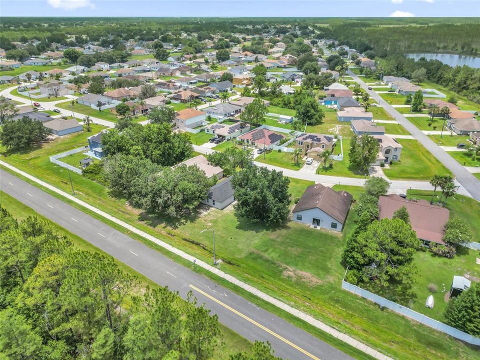 На продажу: $299,000 (4 спален, 2 ванн, 1818 Квадратных фут)