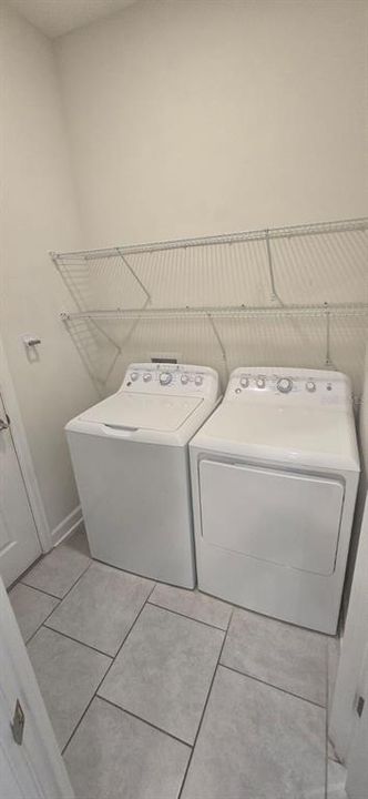 В аренду: $2,000 (3 спален, 2 ванн, 1680 Квадратных фут)