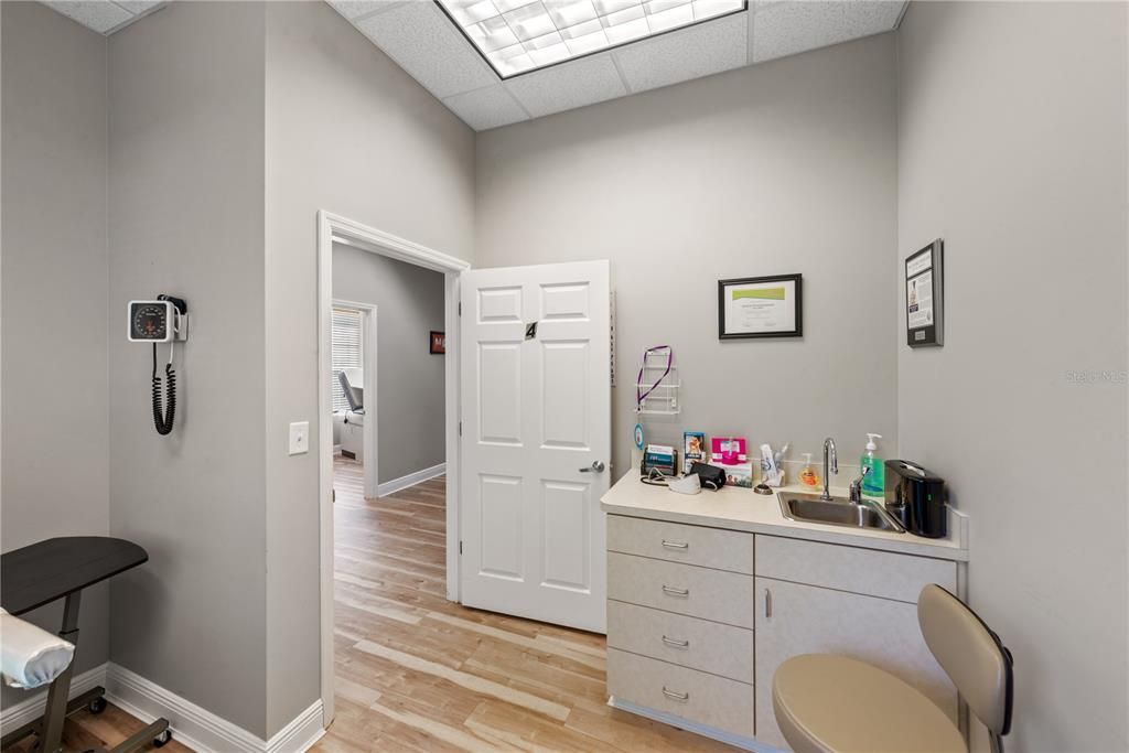 For Sale: $1,050,000 (0 beds, 0 baths, 2384 Square Feet)