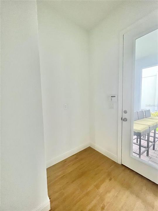For Rent: $5,500 (5 beds, 3 baths, 2980 Square Feet)