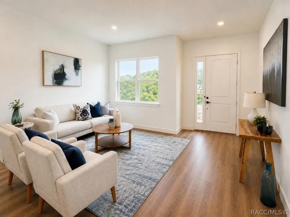 For Rent: $2,200 (4 beds, 3 baths, 1771 Square Feet)