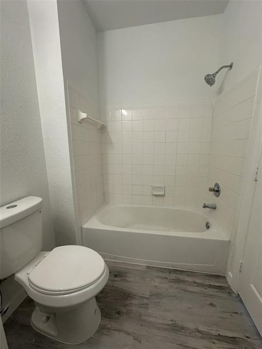 В аренду: $2,400 (4 спален, 2 ванн, 1372 Квадратных фут)