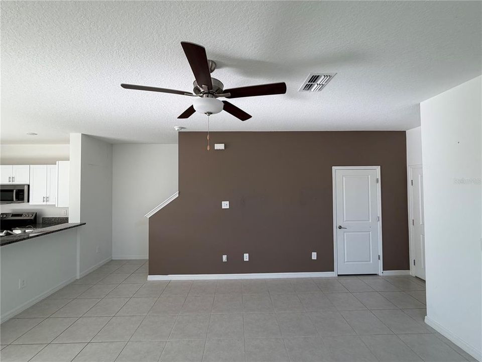 En Venta: $279,000 (2 camas, 2 baños, 1541 Pies cuadrados)