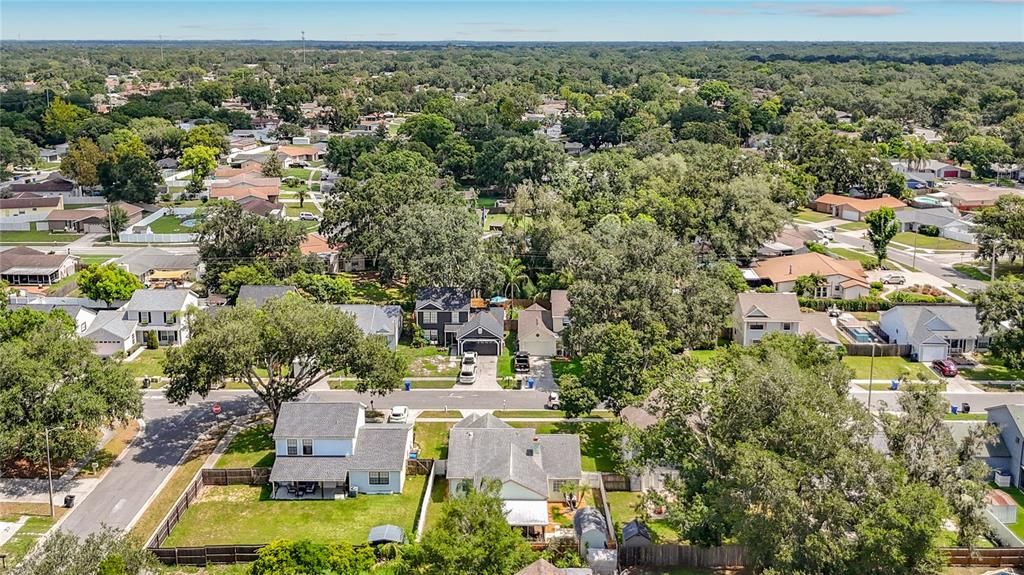 En Venta: $320,000 (3 camas, 2 baños, 1304 Pies cuadrados)
