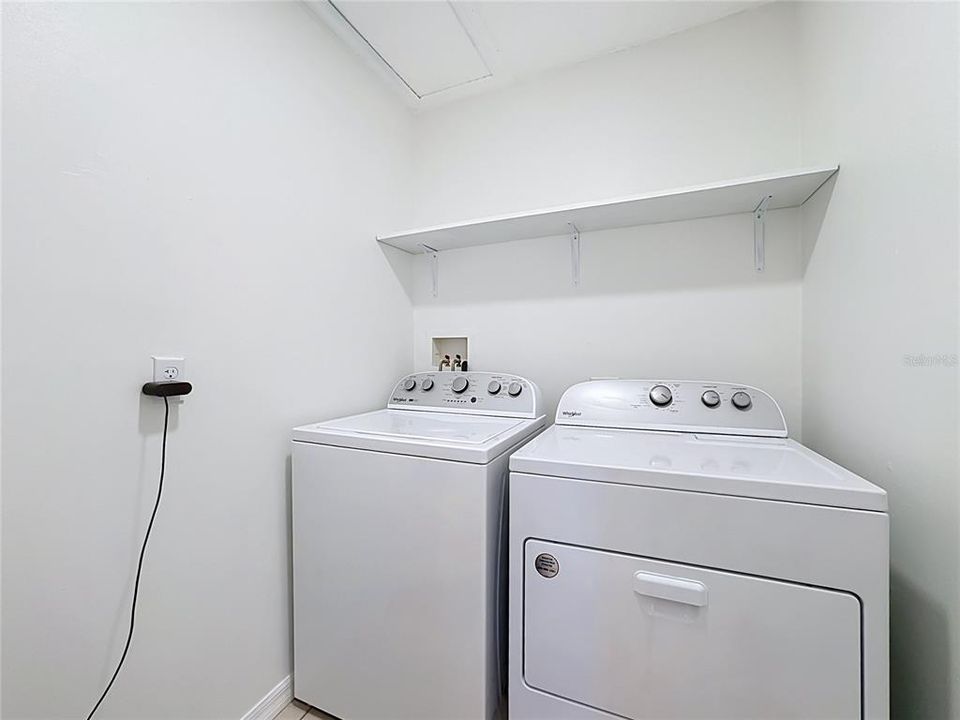 En Venta: $320,000 (3 camas, 2 baños, 1304 Pies cuadrados)
