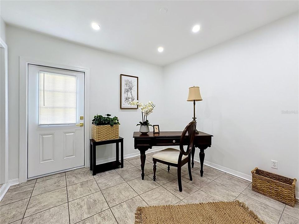 En Venta: $320,000 (3 camas, 2 baños, 1304 Pies cuadrados)