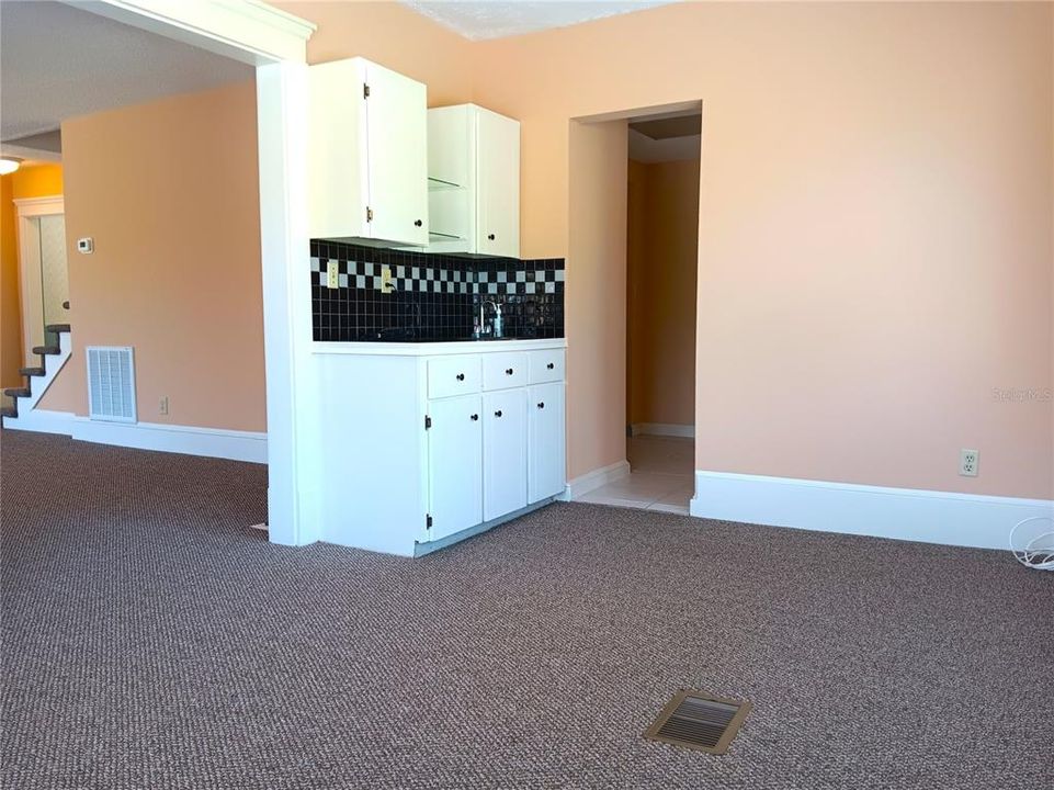 В аренду: $2,275 (3 спален, 2 ванн, 1620 Квадратных фут)