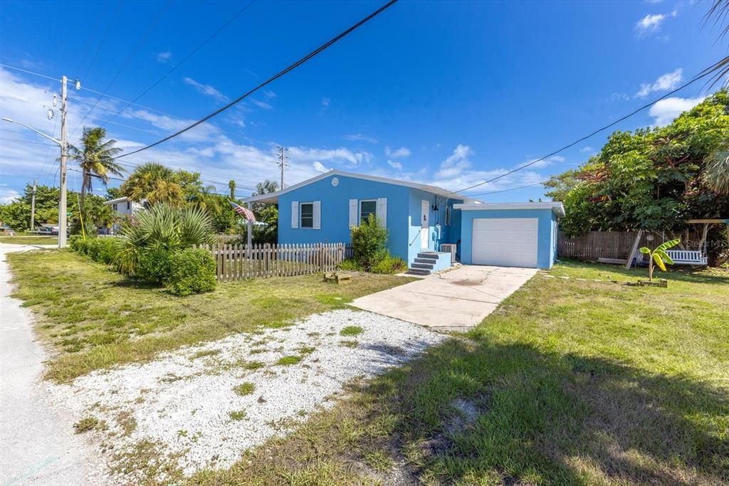 En Venta: $490,000 (2 camas, 2 baños, 904 Pies cuadrados)