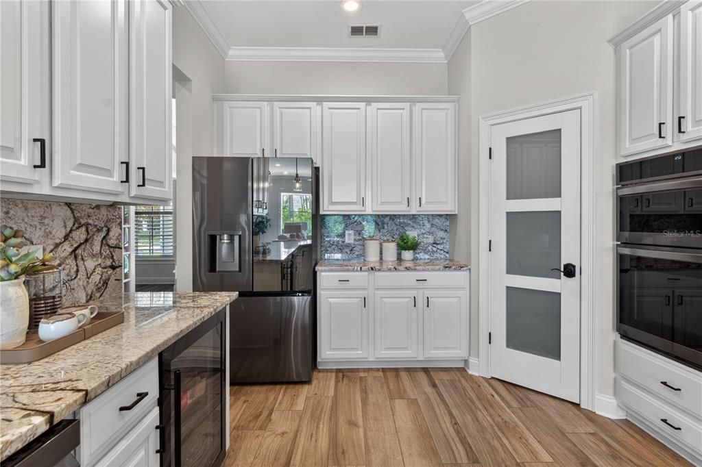 For Rent: $7,850 (4 beds, 3 baths, 2562 Square Feet)