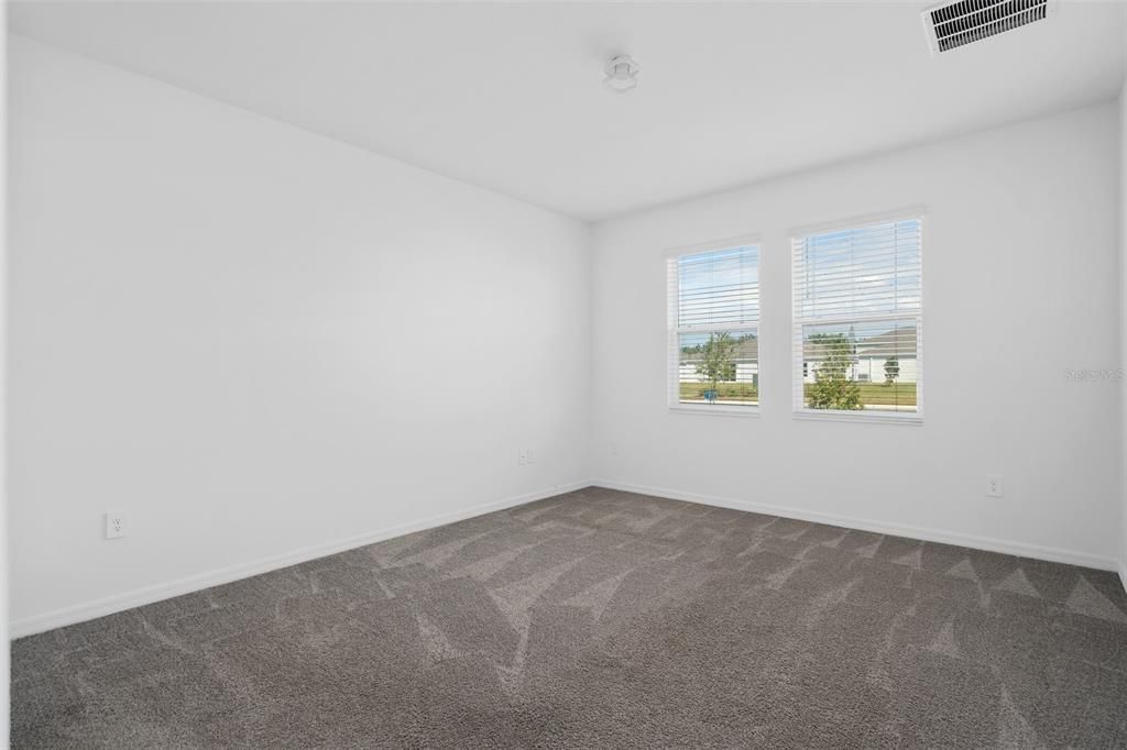 En Venta: $379,000 (4 camas, 2 baños, 1843 Pies cuadrados)