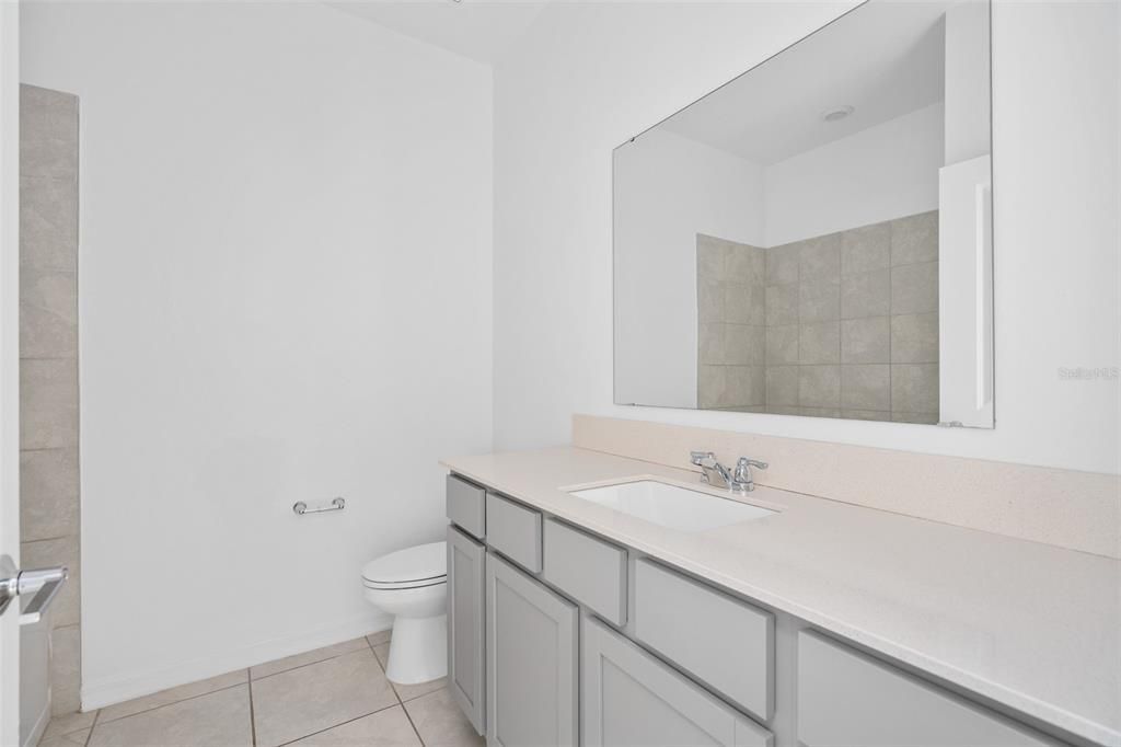 En Venta: $379,000 (4 camas, 2 baños, 1843 Pies cuadrados)