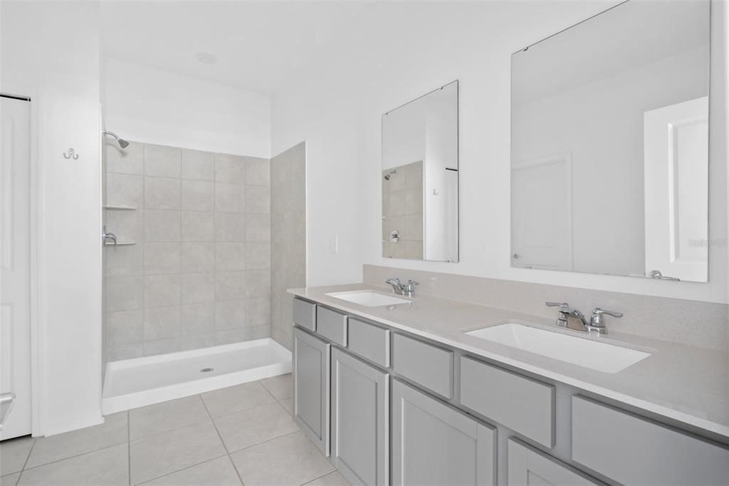 En Venta: $379,000 (4 camas, 2 baños, 1843 Pies cuadrados)