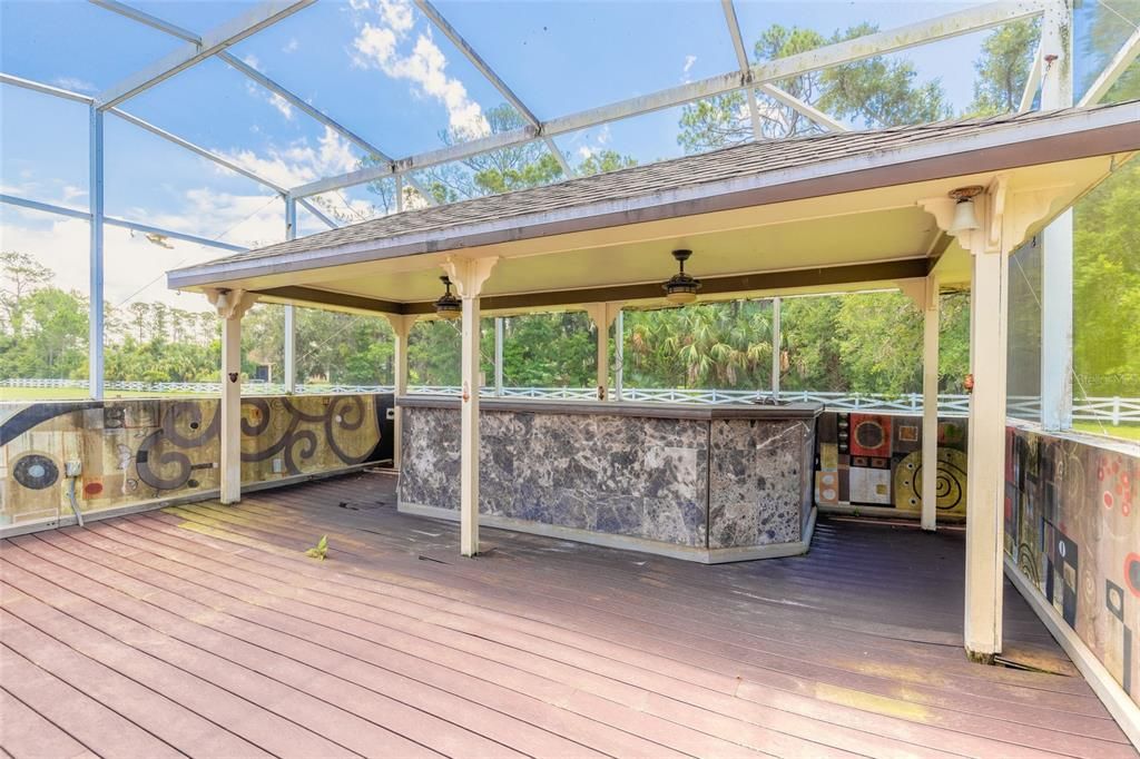 En Venta: $877,690 (4 camas, 4 baños, 5600 Pies cuadrados)