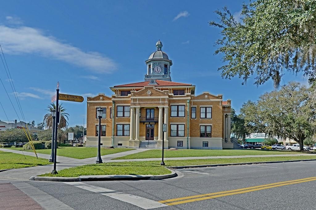 En Venta: $319,950 (2 camas, 2 baños, 1220 Pies cuadrados)