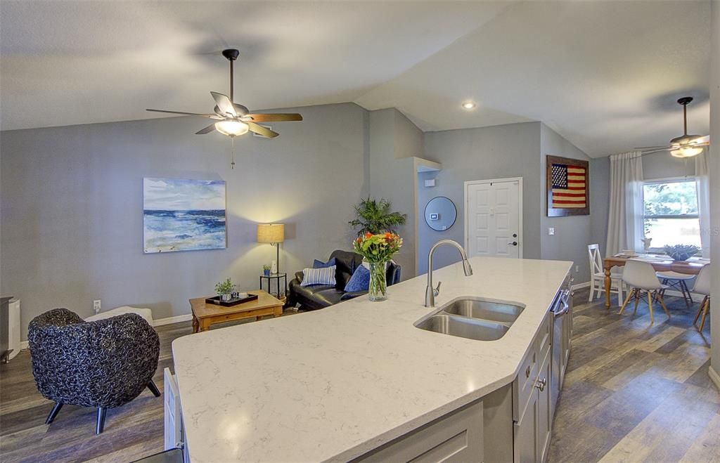 For Sale: $359,900 (4 beds, 3 baths, 1792 Square Feet)