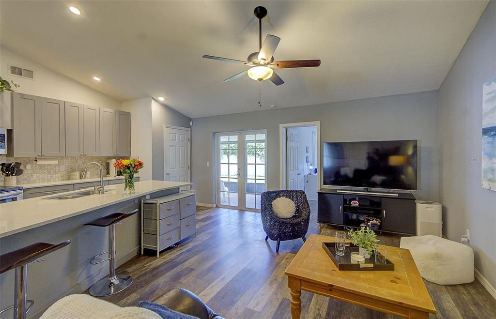 For Sale: $359,900 (4 beds, 3 baths, 1792 Square Feet)
