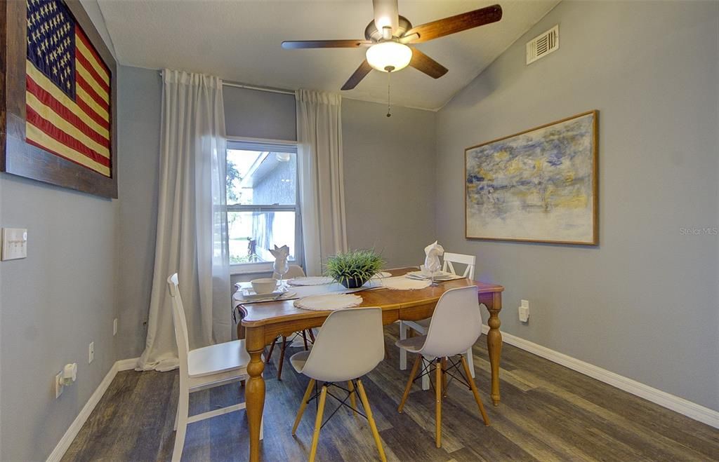 For Sale: $359,900 (4 beds, 3 baths, 1792 Square Feet)