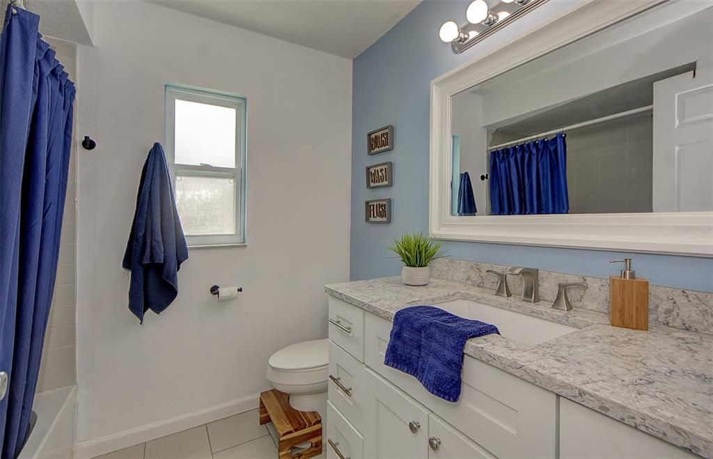 For Sale: $359,900 (4 beds, 3 baths, 1792 Square Feet)