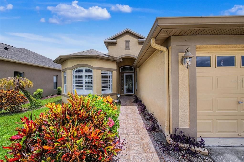 En Venta: $499,000 (4 camas, 2 baños, 2366 Pies cuadrados)