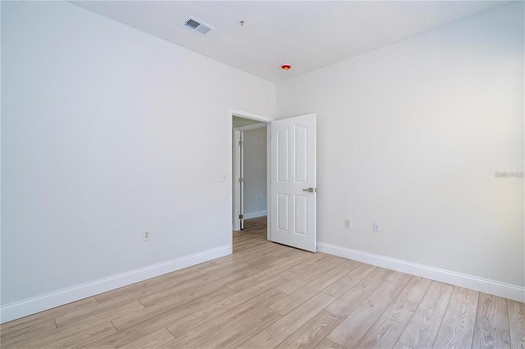 В аренду: $1,550 (2 спален, 1 ванн, 898 Квадратных фут)