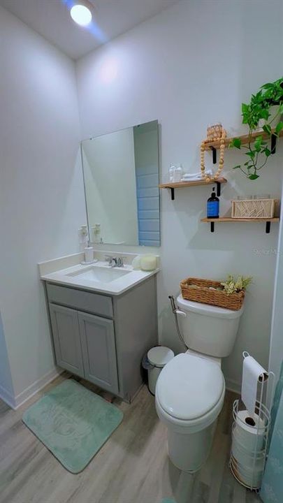 В аренду: $2,100 (3 спален, 2 ванн, 1302 Квадратных фут)