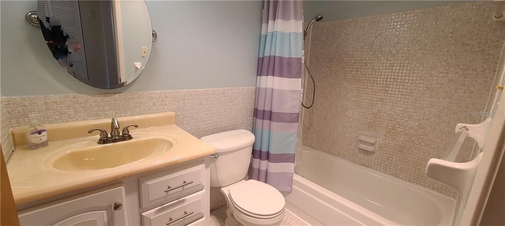 For Rent: $1,499 (1 beds, 1 baths, 636 Square Feet)