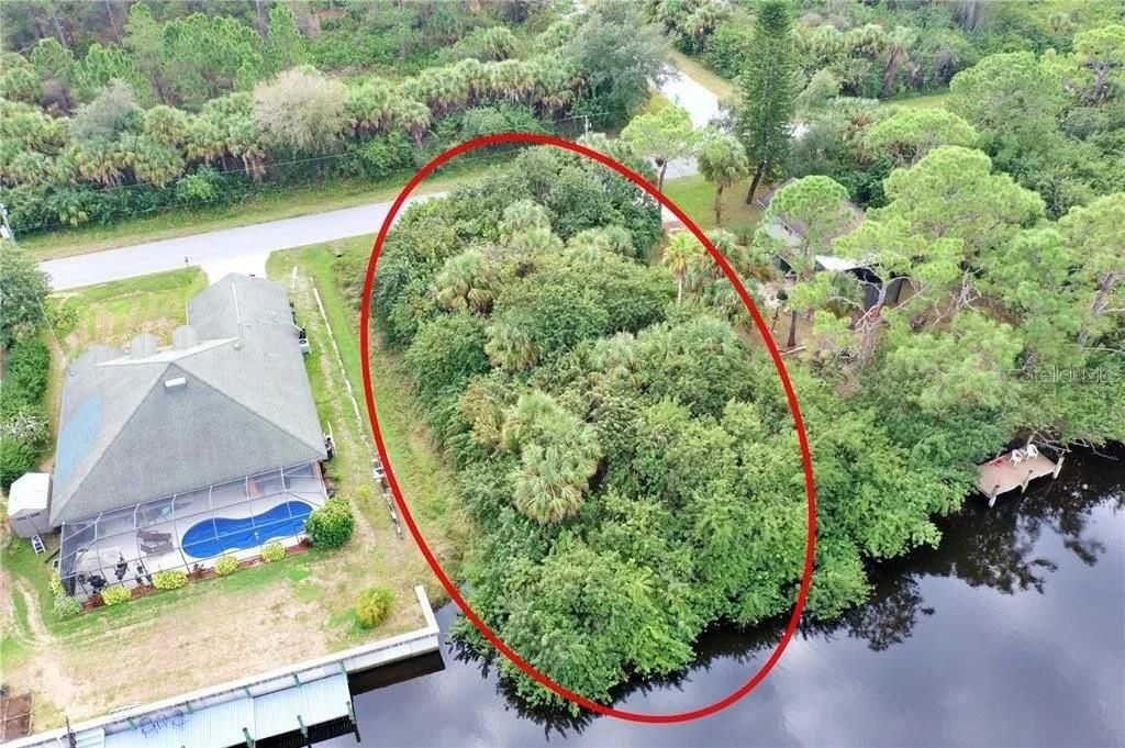 На продажу: $55,900 (0.23 acres)