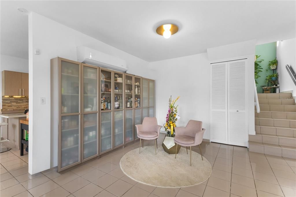 For Sale: $1,499,900 (5 beds, 3 baths, 2377 Square Feet)
