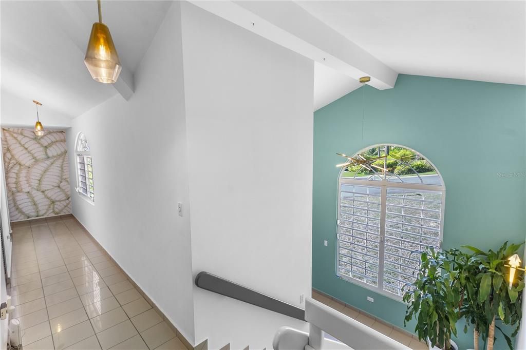For Sale: $1,499,900 (5 beds, 3 baths, 2377 Square Feet)