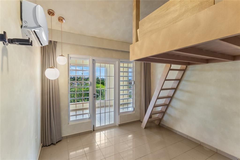 For Sale: $1,499,900 (5 beds, 3 baths, 2377 Square Feet)